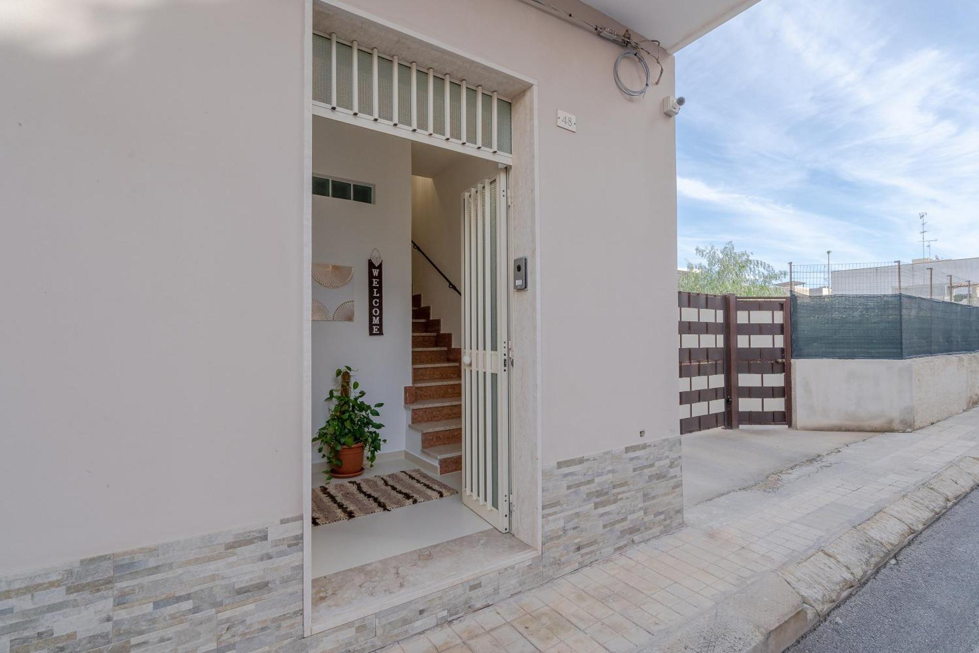 Le Tre Pigne Villa ฟลอริเดีย ภายนอก รูปภาพ